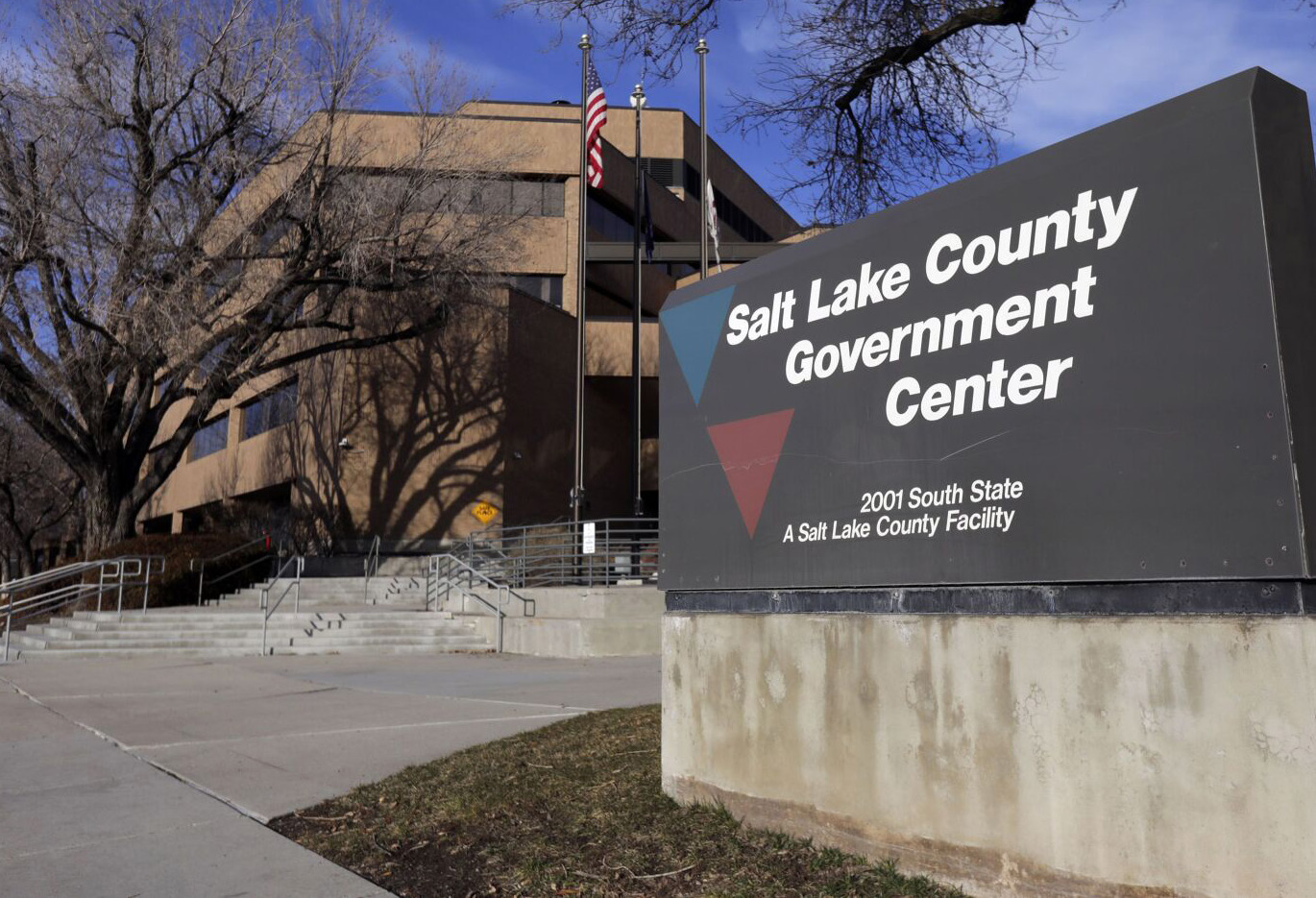 عدإرب 03ةلا 10n0لالماهار Ounoo 1* VS