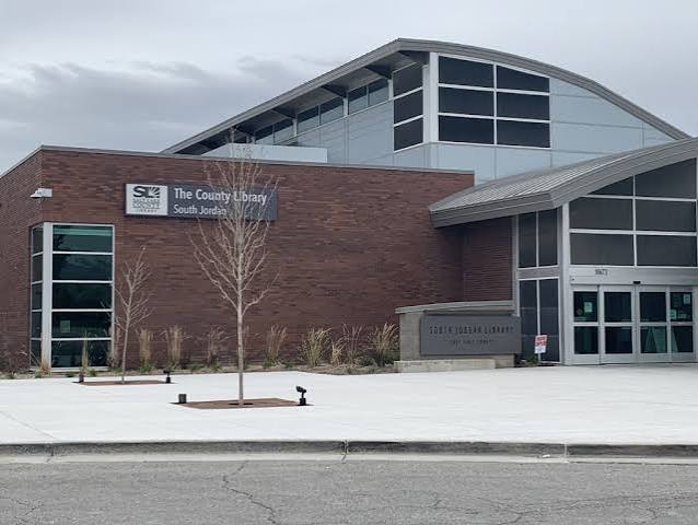 A building with a sign on the front.