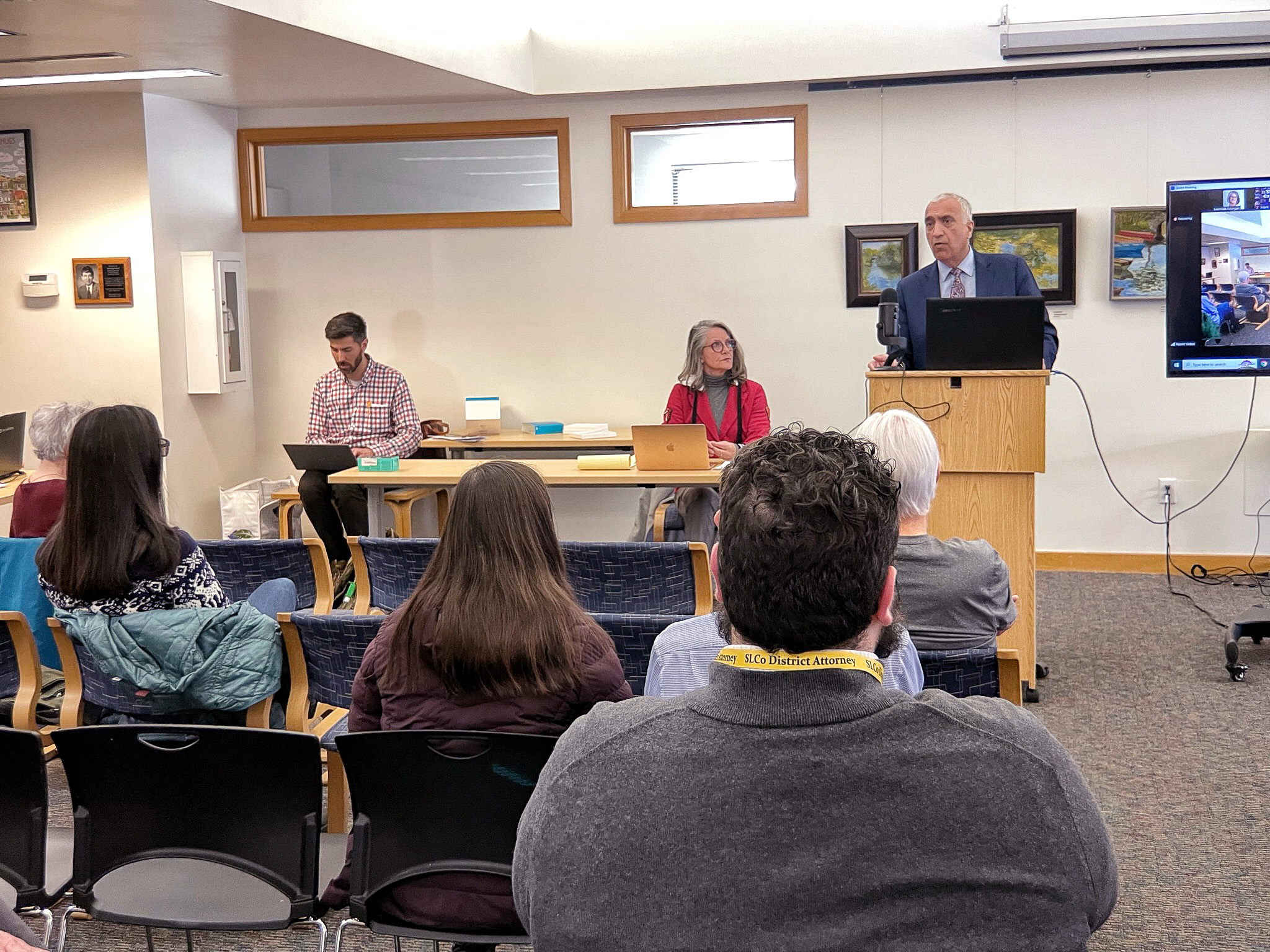 ٩. .:$.ii•::;::i:iii:؛ ؤم ن ثزمتماءء؛:؛؟ . نيتت ;=t&i':ey